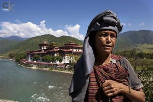 Punakha Dzong Woman 