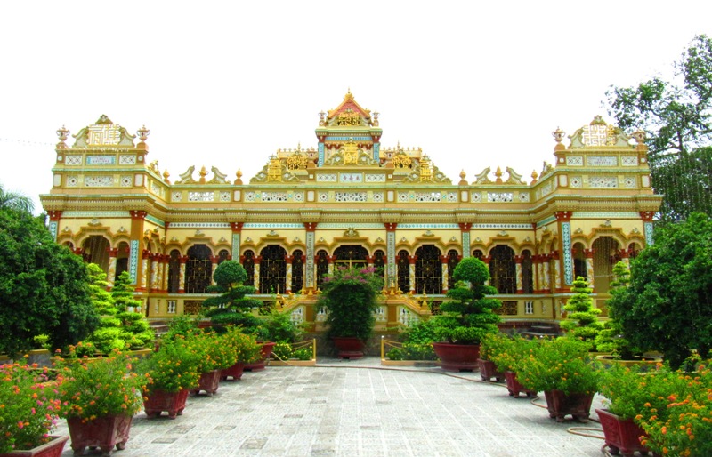 Vinh Trang Pagoda Travel