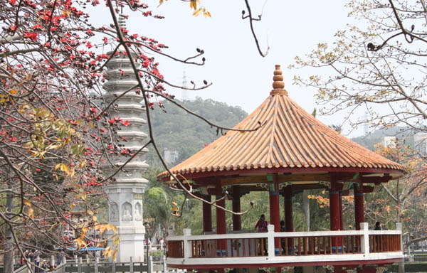Xiamen Nanputuo Temple Pavilion
