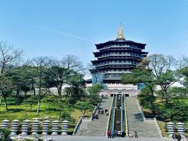 Leifeng Pagoda Glimpse