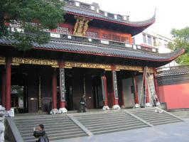 Lingyin Temple Feilai Peak