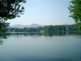 Quiet Qiandao Lake 