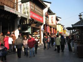 Qinghefang Ancient Street Pedestrians