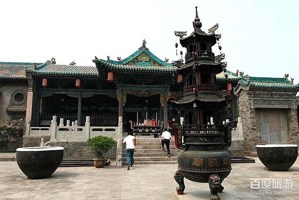 iron pagoda & main hall