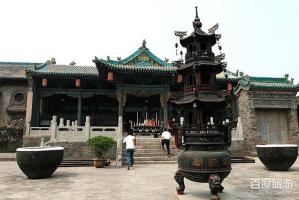 iron pagoda & main hall