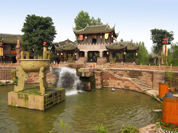 Chengdu Huanglongxi Old Town Lake