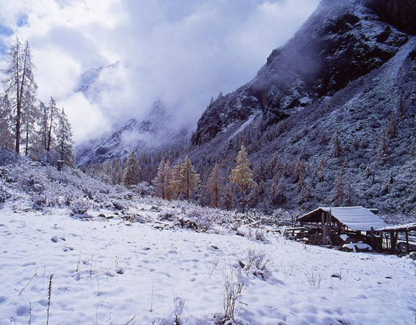 Siguniang Mountain In Winter