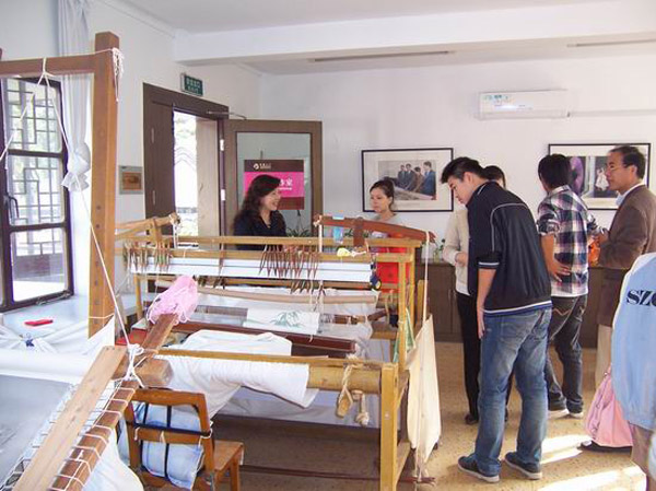 Suzhou Embroidery Research Institute Workshop