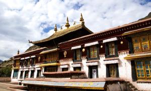 Sera Monastery Building