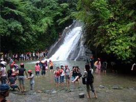 Gudong Waterfall in Guilin 