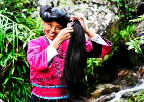Longsheng Hong Yao Girl Long Hair