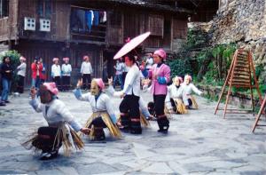 Guilin Longsheng Jinzhu Zhuang Village