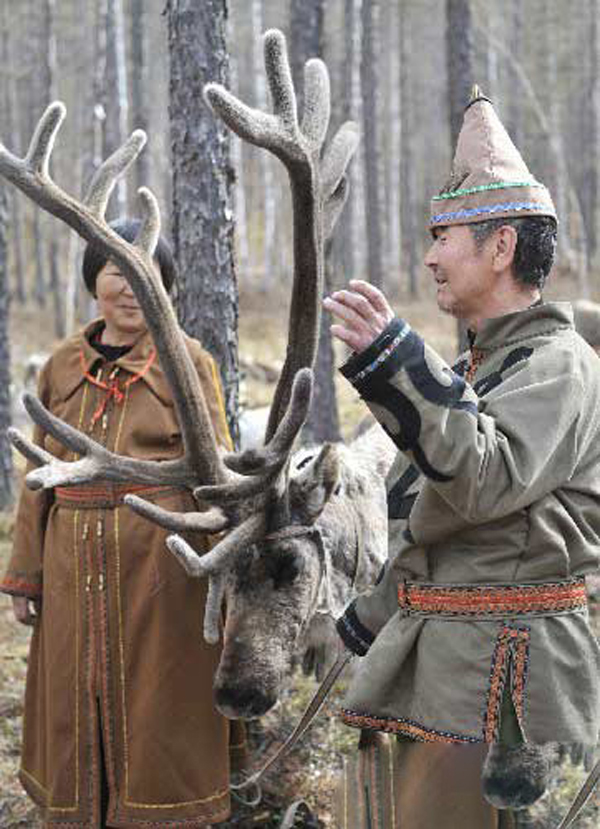 Ewenke People and Deer