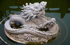 Xiangguo Temple Stone Dragon