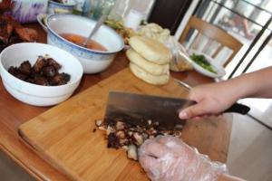 Xian Marinated Meat in Baked Bun