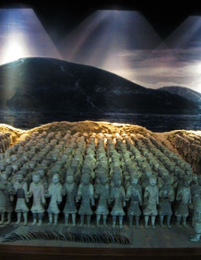 Xiangyang Museum Terracotta Figures 