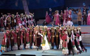 Xinjiang Dance Show