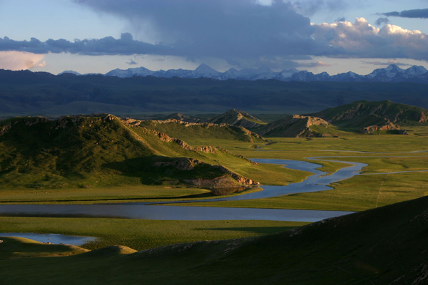 Xinjiang Bayinguoleng Bosten Lake 
