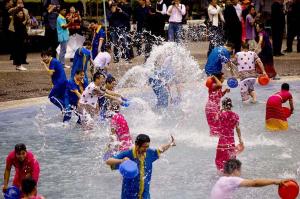 Dai Water Splash Festival Impression