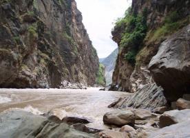 Tiger Leaping Gorge Glimpse