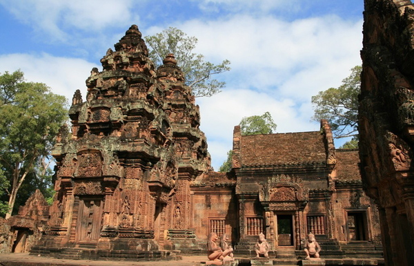 Angkor Wat Tour