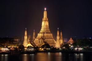 Wat Arun at Night
