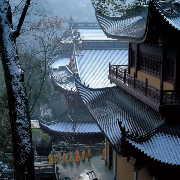Lingyin Temple Feilai Peak