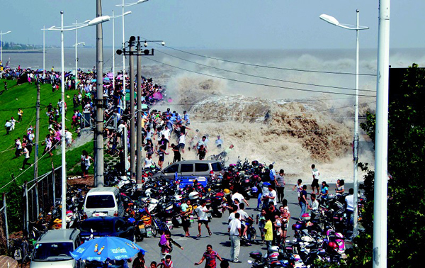 Qiantang River Grand Sight