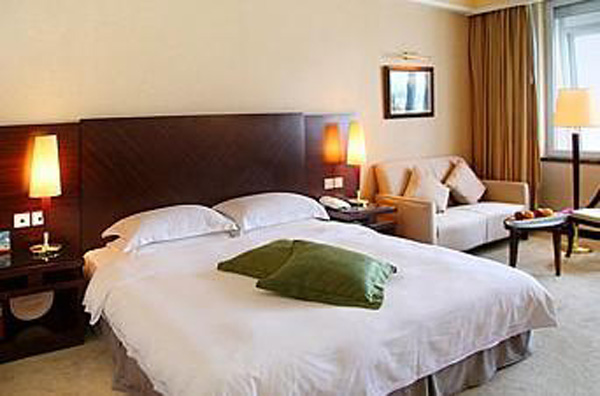 Guilin Lijiang Waterfall Hotel