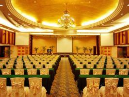 Guilin Lijiang Waterfall Hotel