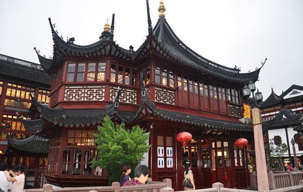 Huxinting Tea House Travel