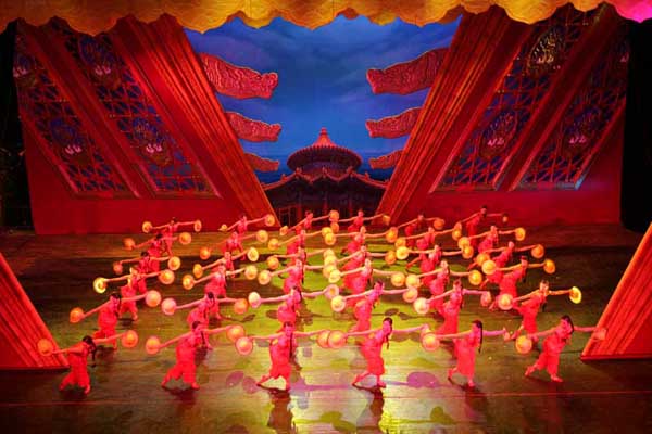 Shanghai Acrobatics Show Tour