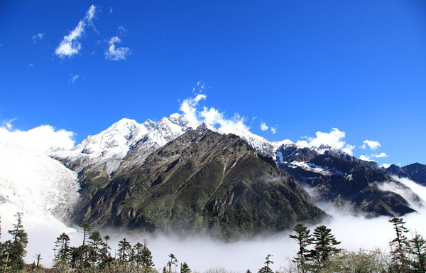Garze Gongga Mountain Clouds