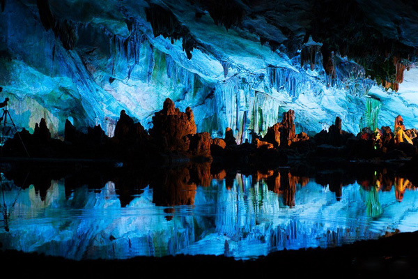Spectacular Natural Cave in Guilin