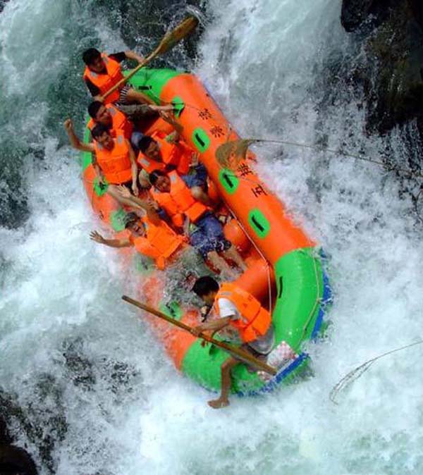 Ziyuan Wupai River Drifting
