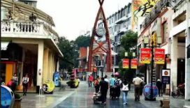 Shopping in Guilin