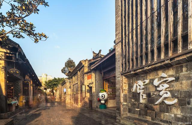 5-day Sichuan Chengdu Giant Panda Volunteer Tour