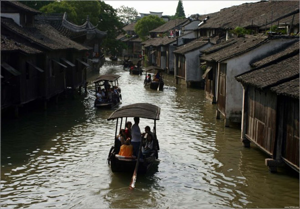 5-day Shanghai Hangzhou Wuzhen Water Town Tour