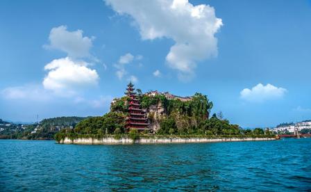 Shibaozhai Pagoda