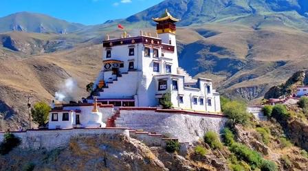 Yumbulagang Palace