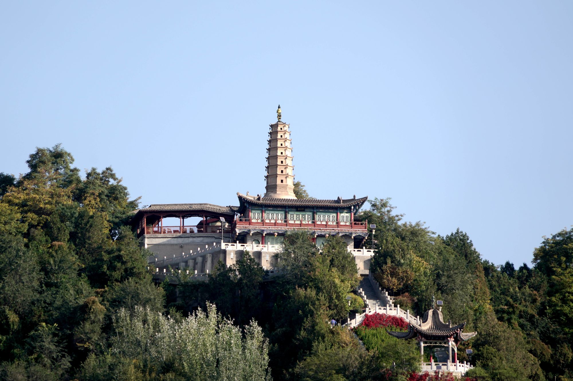 White Pagoda Hill